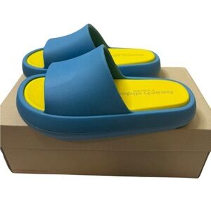 JSlides Women’s Size 7 Beach Slides Squish Sandal Turquoise/yellow
